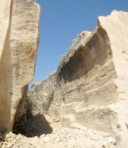 Territorio di Hierapolis di Frigia (Turchia): antica trincea per l’estrazione dell’alabastro calcareo | © CNR ISPC