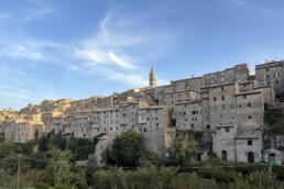 Vista di Grotte di Castro