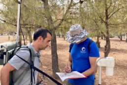 Michele Punzo e Ivan Ferrari (CNR ISPC) durante la ricognizione geofisica del sito di Oued Beht (
