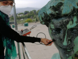 Valutazione non-invasiva della lega con strumentazione a correnti indotte sul monumento in bronzo a Michelangelo, Firenze