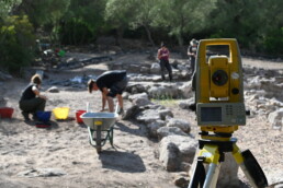 Il gruppo di ricerca nell'Area B dell'insediamento di Pani Loriga in Sardegna - Campagna di scavo 2023 | © CNR ISPC