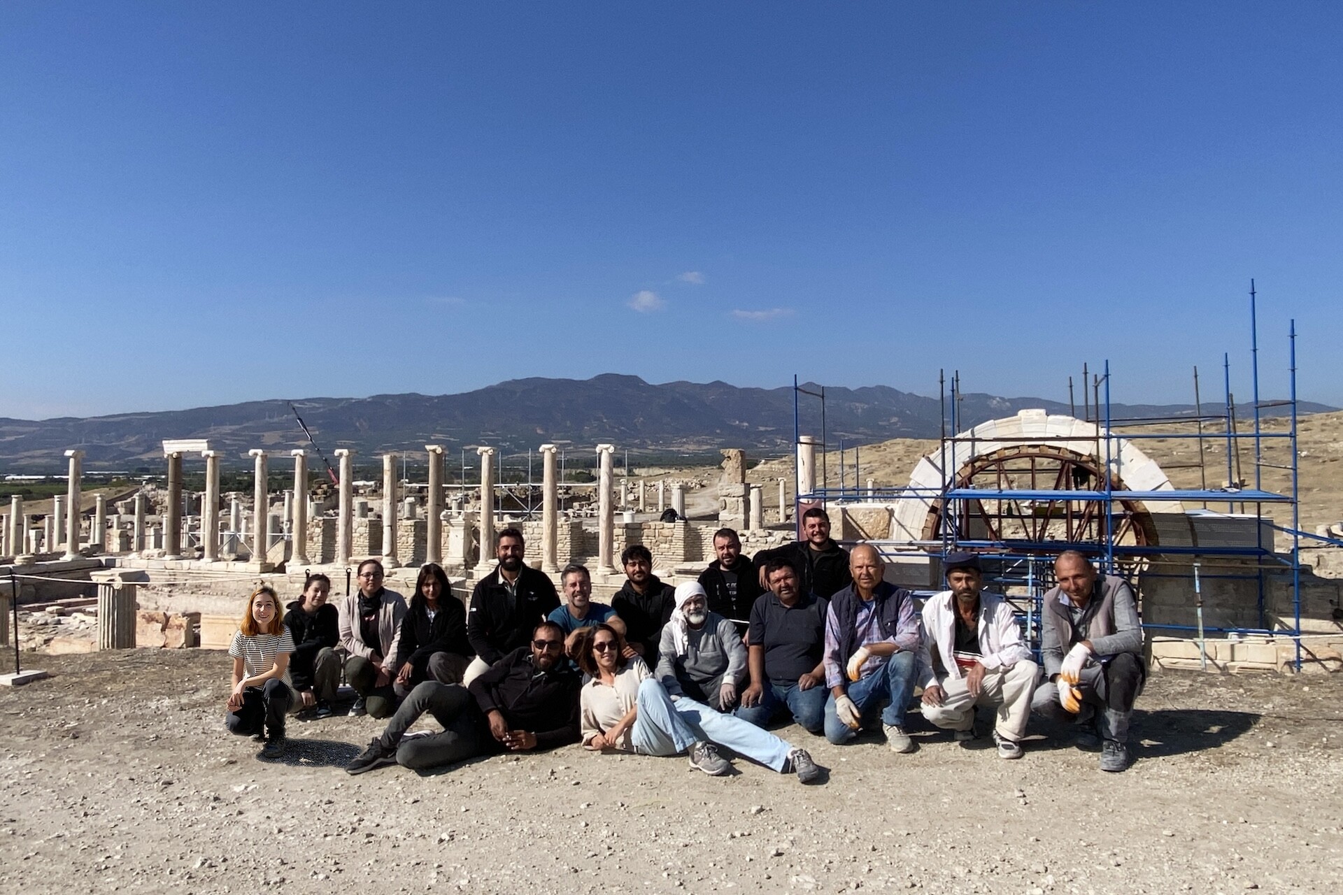 Seconda campagna di ricerca 2025 del progetto “Il Ninfeo Monumentale di Tripolis ad Maeandrum. Archeologia, architettura e restauro”, condotto dal CNR ISPC in collaborazione con la Pamukkale Üniversitesi (Denizli, Turchia) | © CNR ISPC